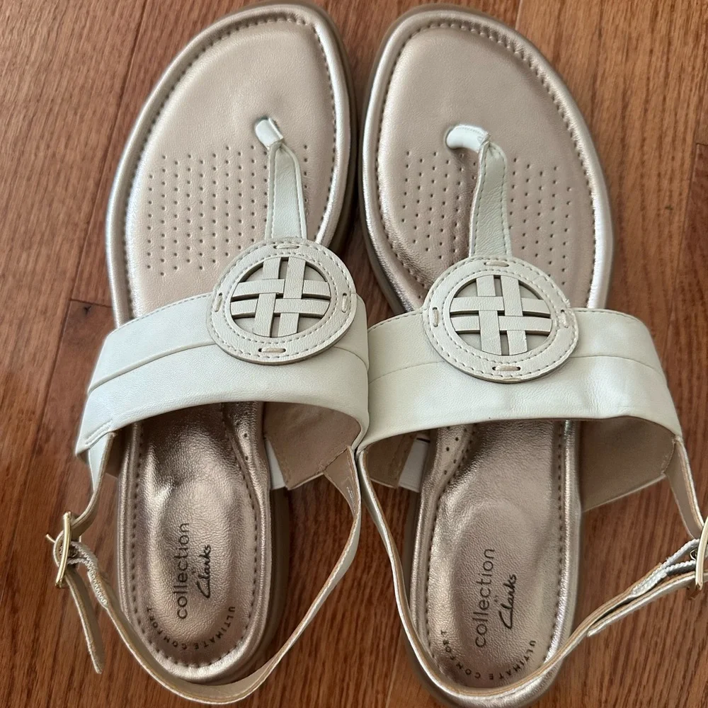 New Clarks Reyna Glam Slingback Medallion Thong Sandals Synthetic Leather, 10M